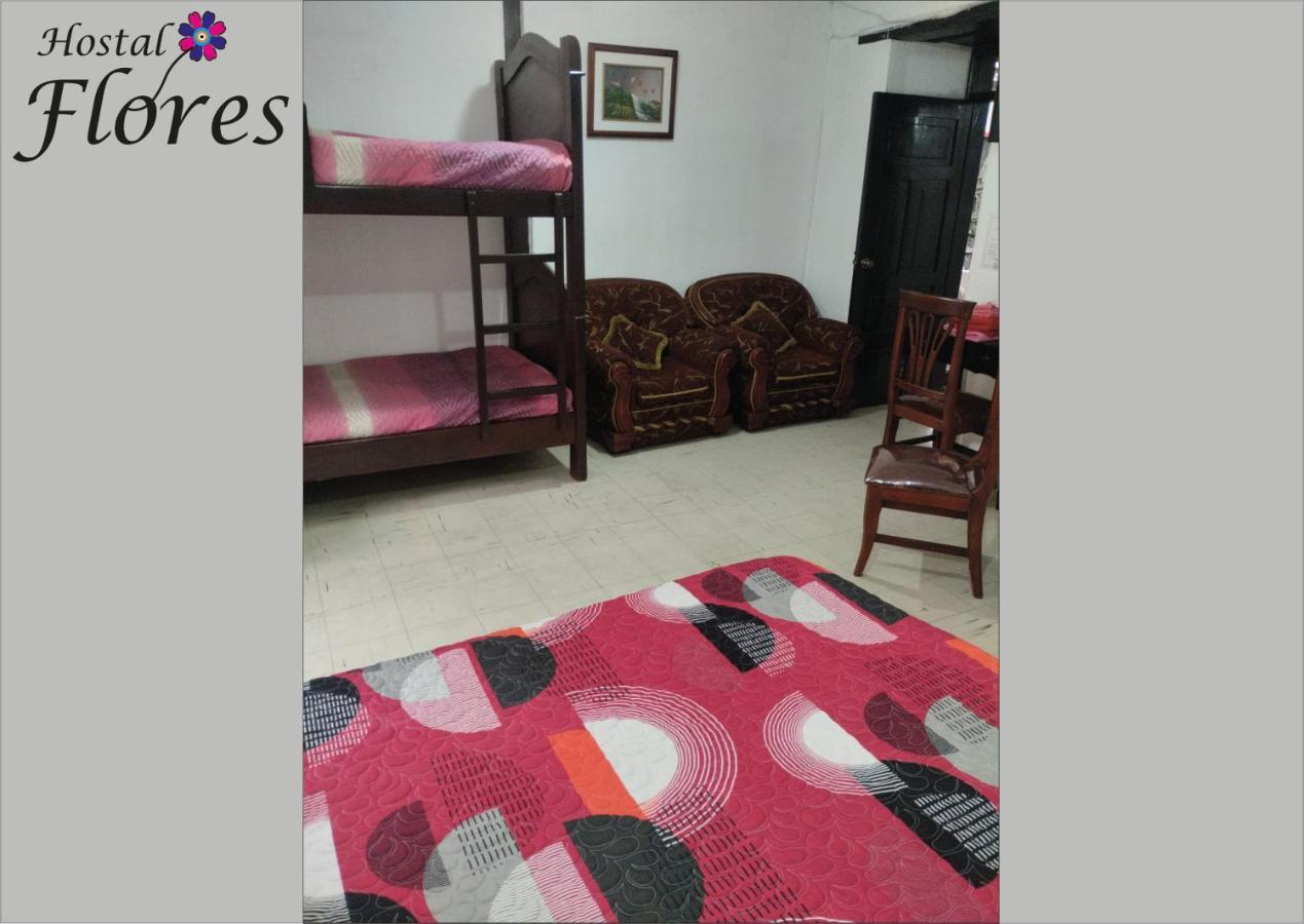Hostal Flores Quito Exterior photo