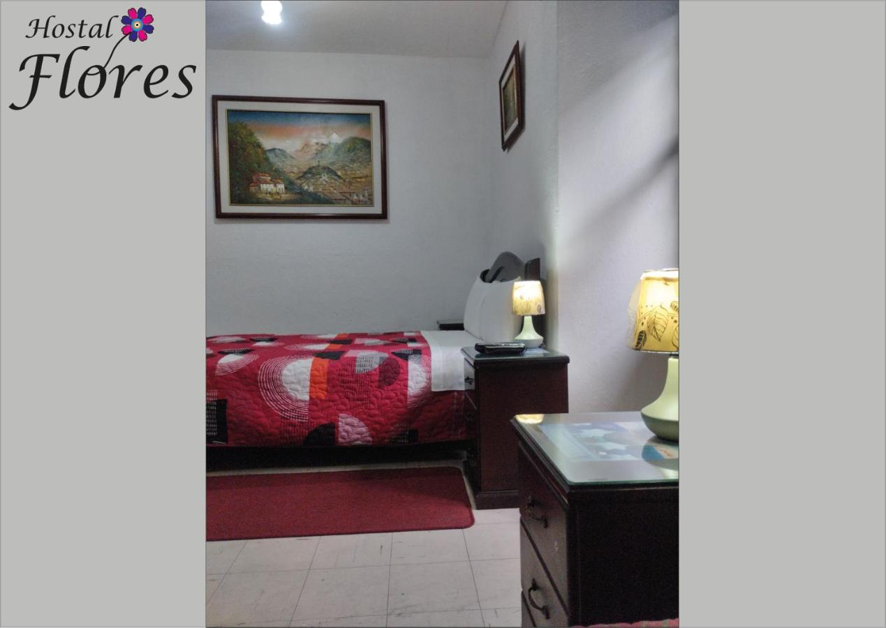Hostal Flores Quito Exterior photo