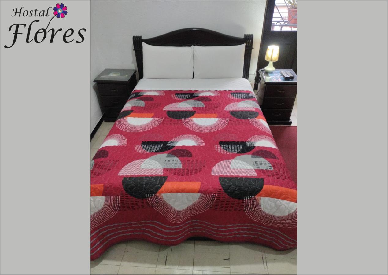 Hostal Flores Quito Exterior photo