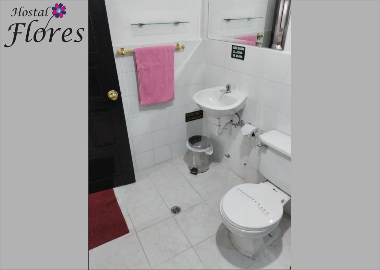 Hostal Flores Quito Exterior photo