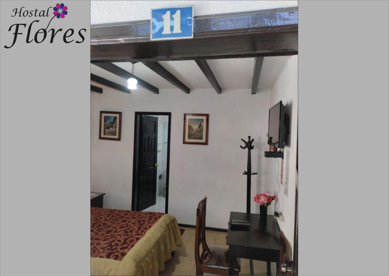 Hostal Flores Quito Exterior photo